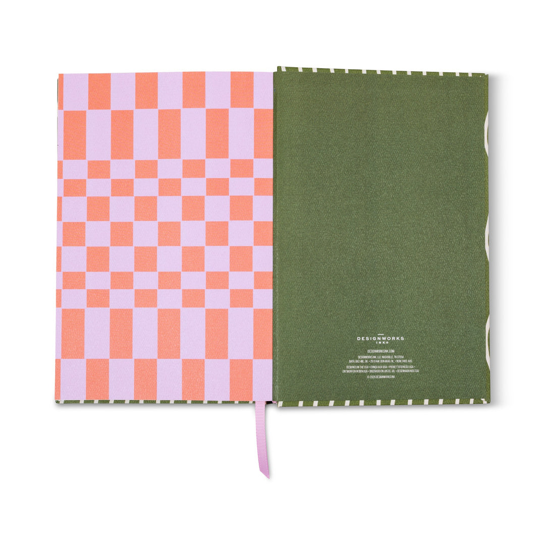 Detalle del marcapaginas de cinta del cuaderno Framed Floral Coneflower Journal