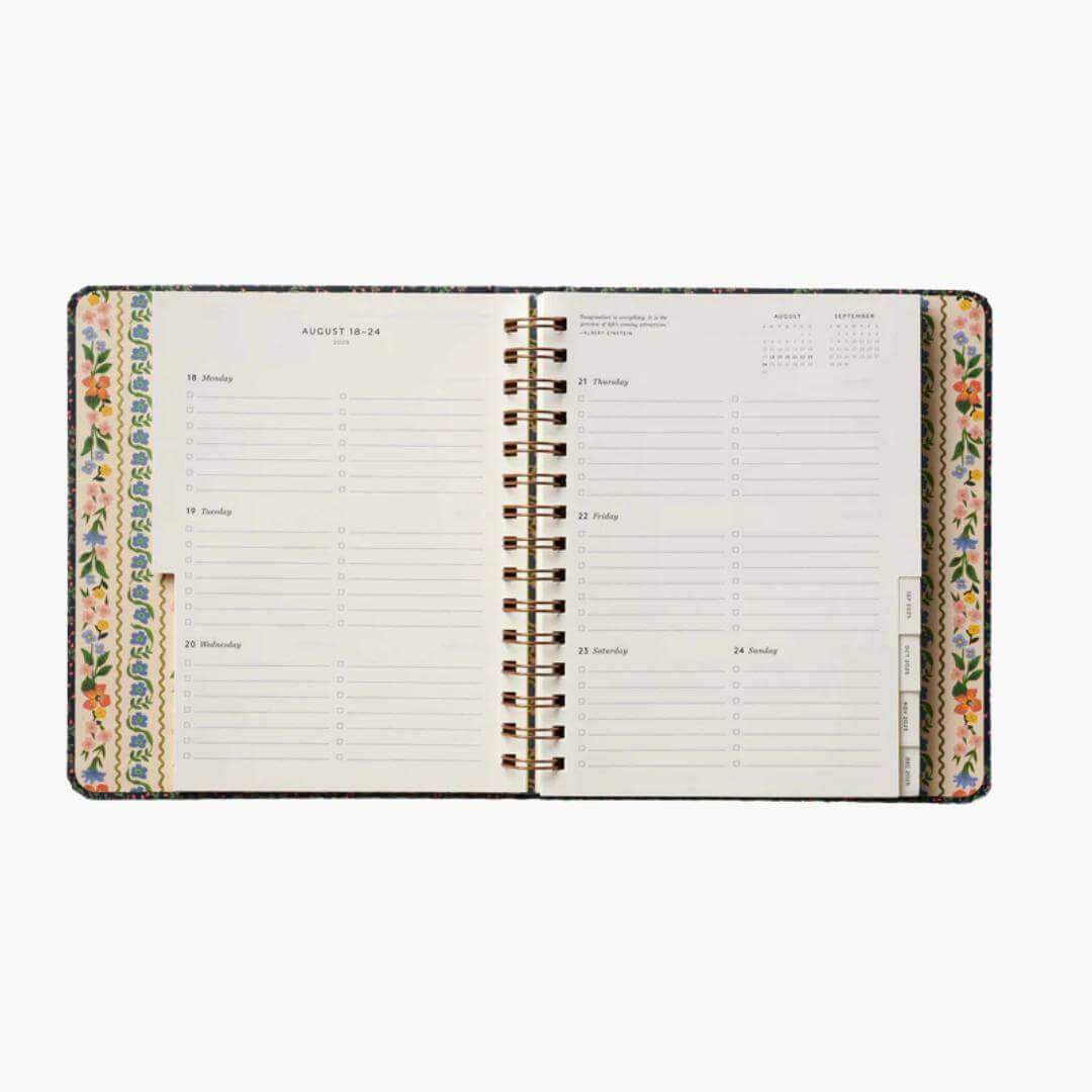 interior agenda de 17 meses 2025-2026 con diseño floral wildwood de Rifle Paper Co