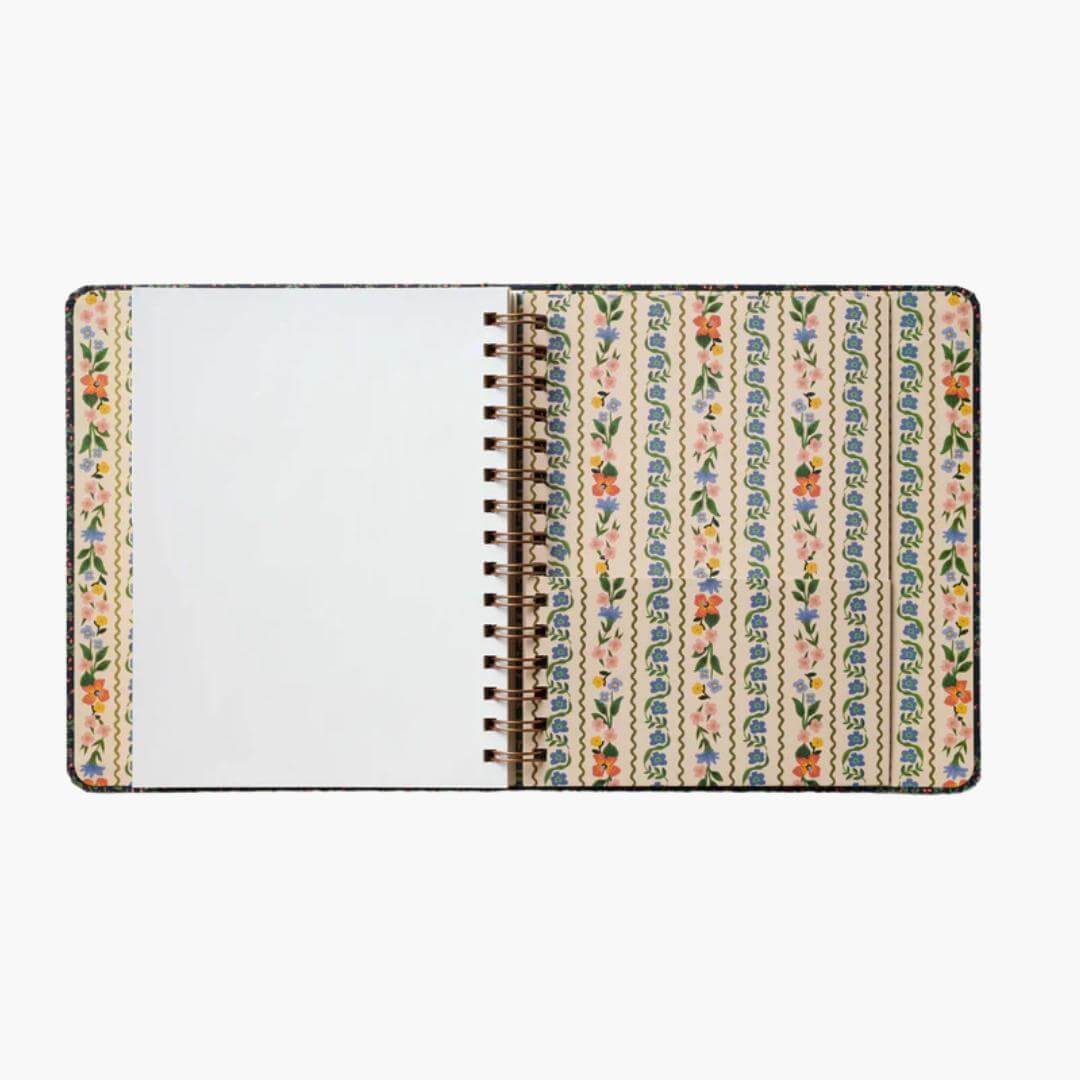 interior agenda de 17 meses 2025-2026 con diseño floral wildwood de Rifle Paper Co