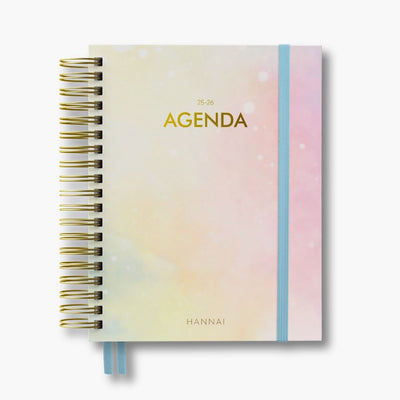 agenda académica 2025-2026 con anillas y portada colorida de hannai
