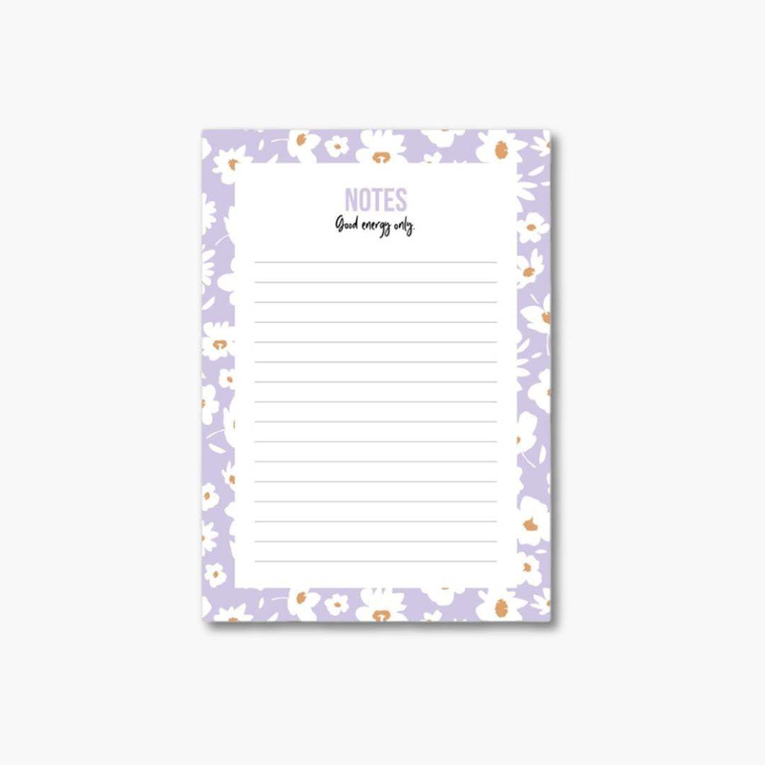 bloc de notas con estampado de flores