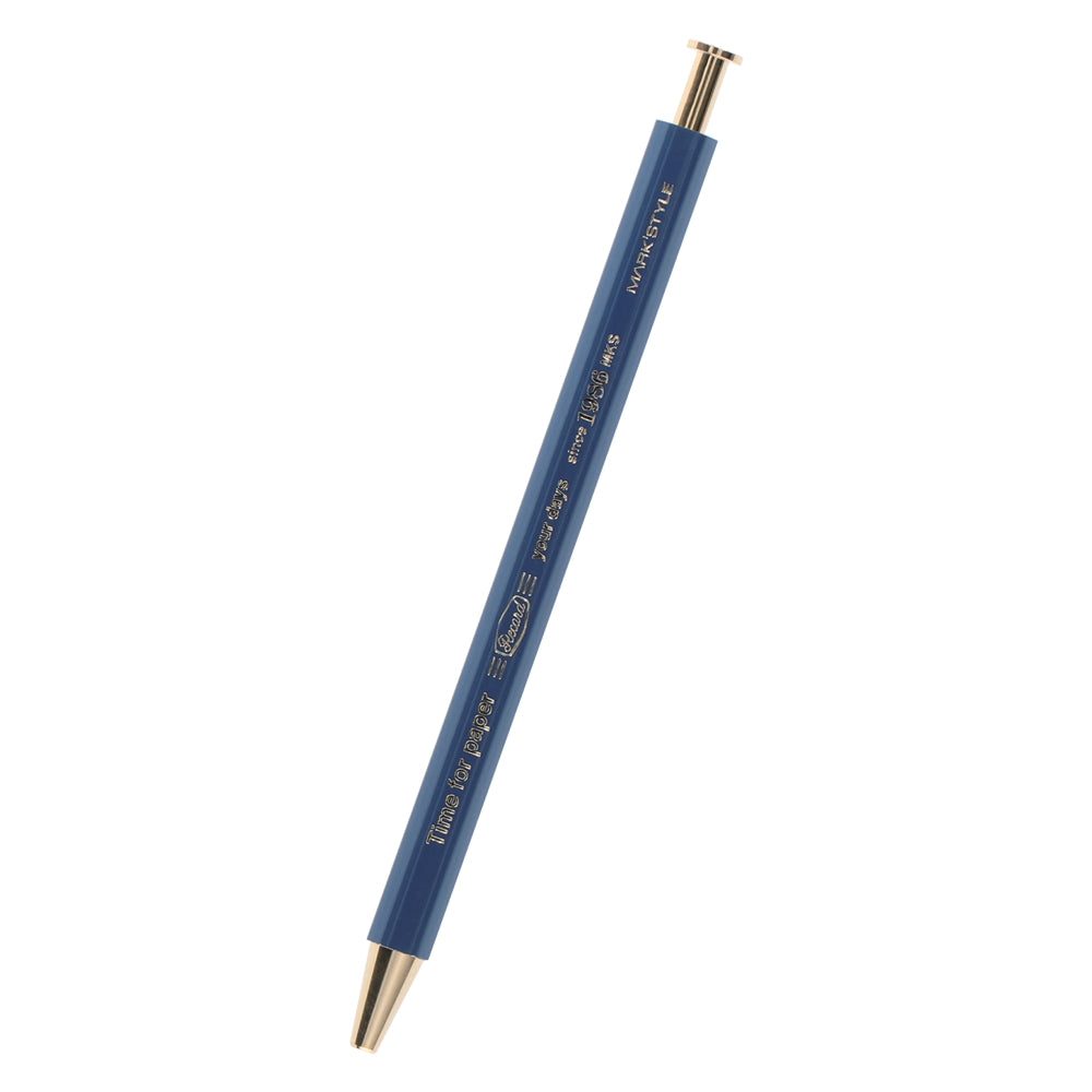 Bolígrafo Time for Paper de Mark's con cuerpo de madera azul y detalles dorados.