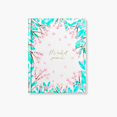 Cuaderno Bullet Journal Cherry Blossom de Hannai con tapa dura floral.