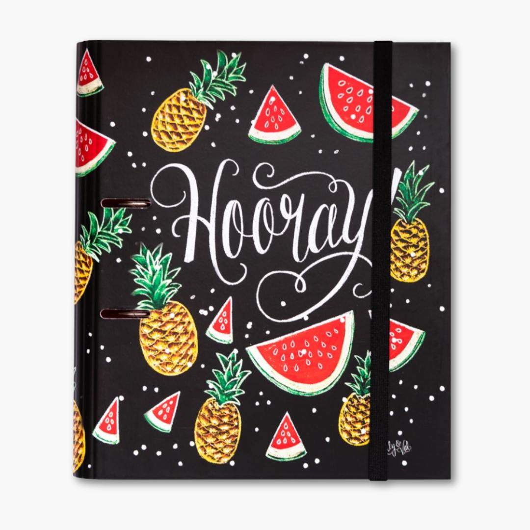 carpeta de anillas con dibujos de piñas y sandias