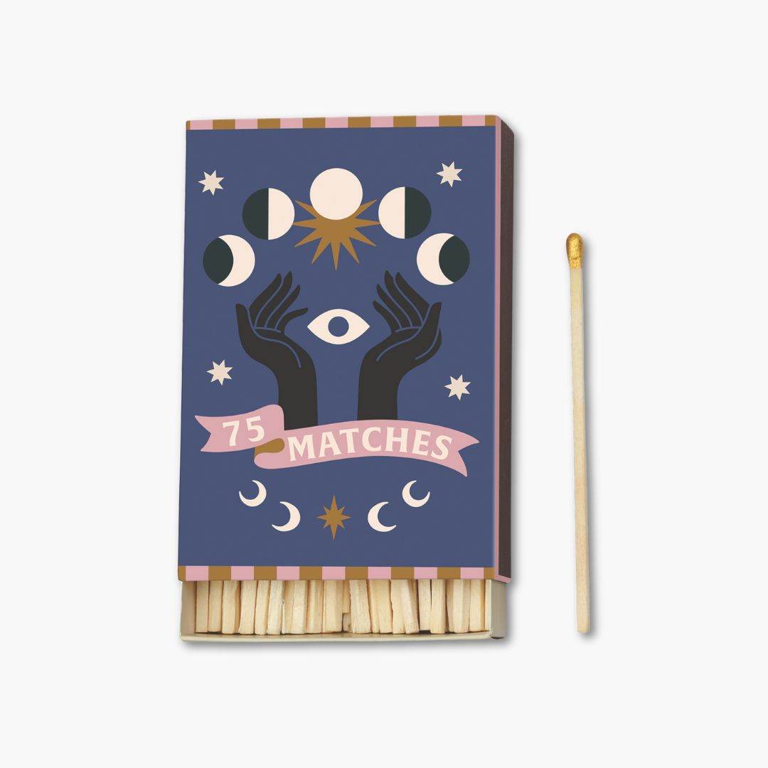 caja de 75 cerillas paddywax con dibujo de fases lunares