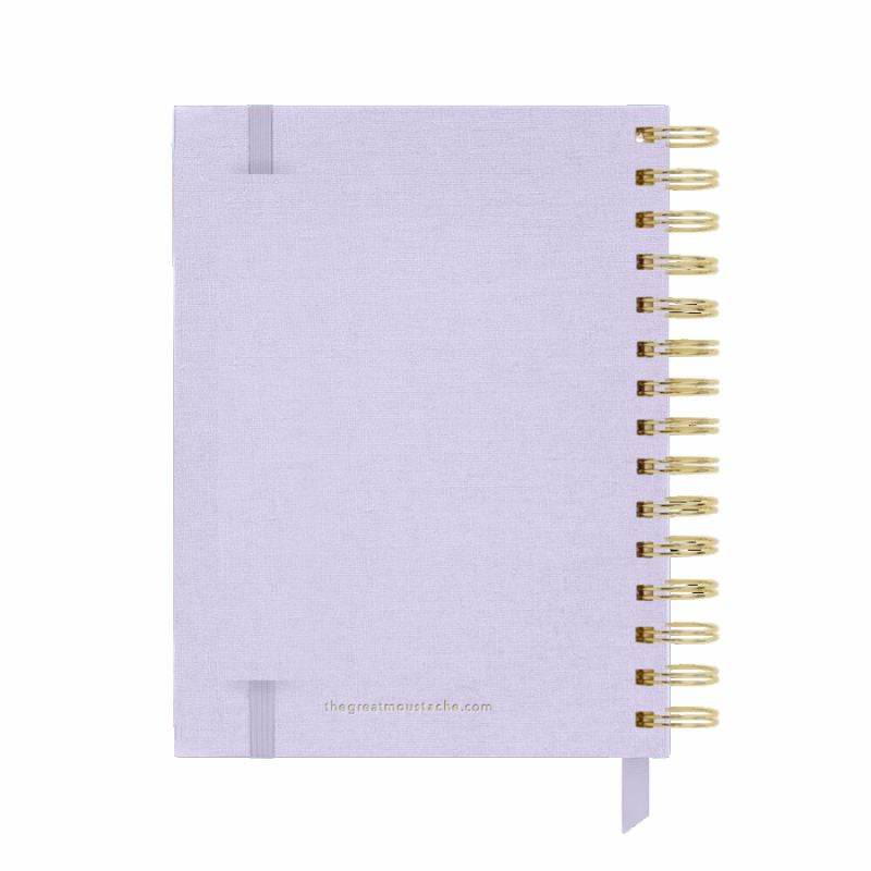 Cuaderno entelado "Apuesta por Ti", tapas enteladas, stamping dorado, 120 hojas lisas, cinta separadora, banda elástica, bolsillo interior, tamaño A5.