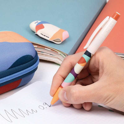 Portaminas Milan The Fun, diseño moderno, mina de grafito 0.9 mm, goma extra-larga, escritura y dibujo.