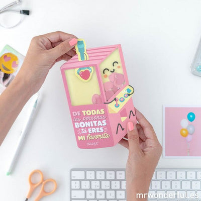 tarjeta de felicitación con forma de maquina recreativa