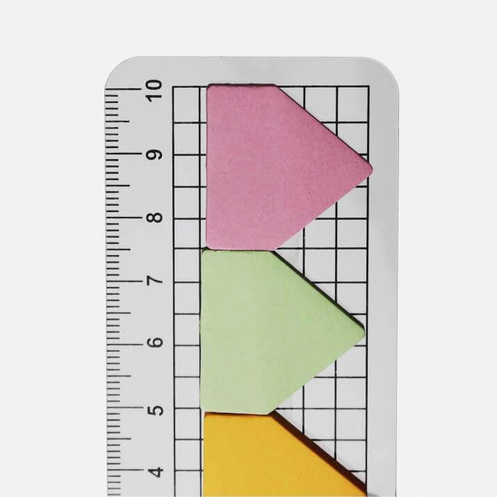 Regla Marcador Bookmark de 10 cms con notas adhesivas de colores, ideal para organización y marcado, marca Papier Tigre.