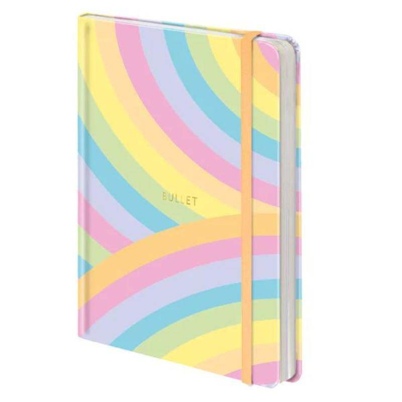 Cuaderno Bullet Journal Federico con tapa dura y diseño colorido, cinta de cierre elástica.
