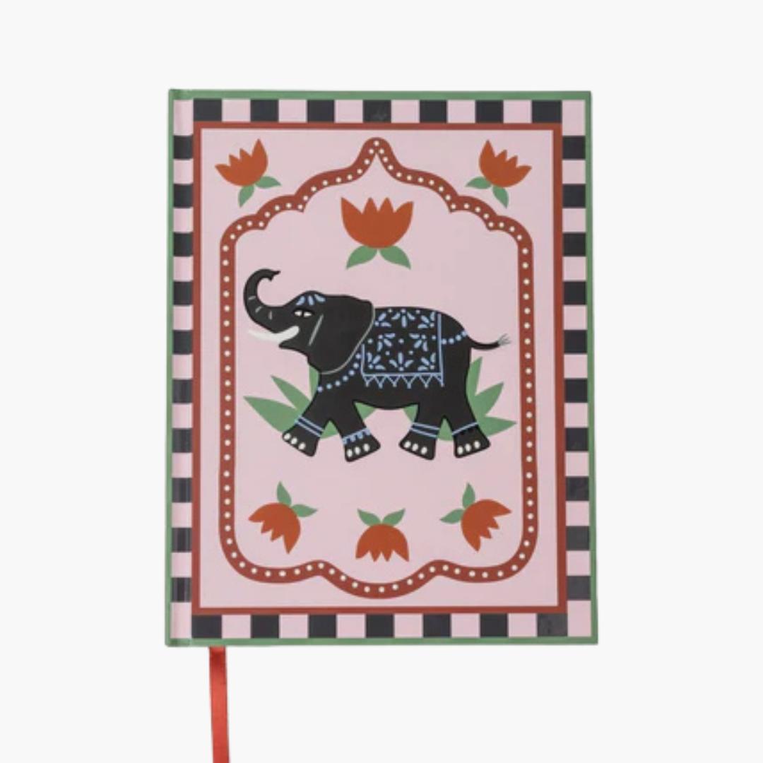 portada de cuaderno A5 con diseño de elefante y flores