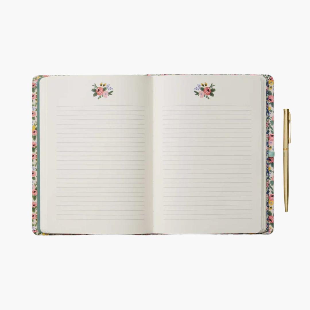 interior diario personal con bolígrafo modelo Roses de Rifle Paper Co