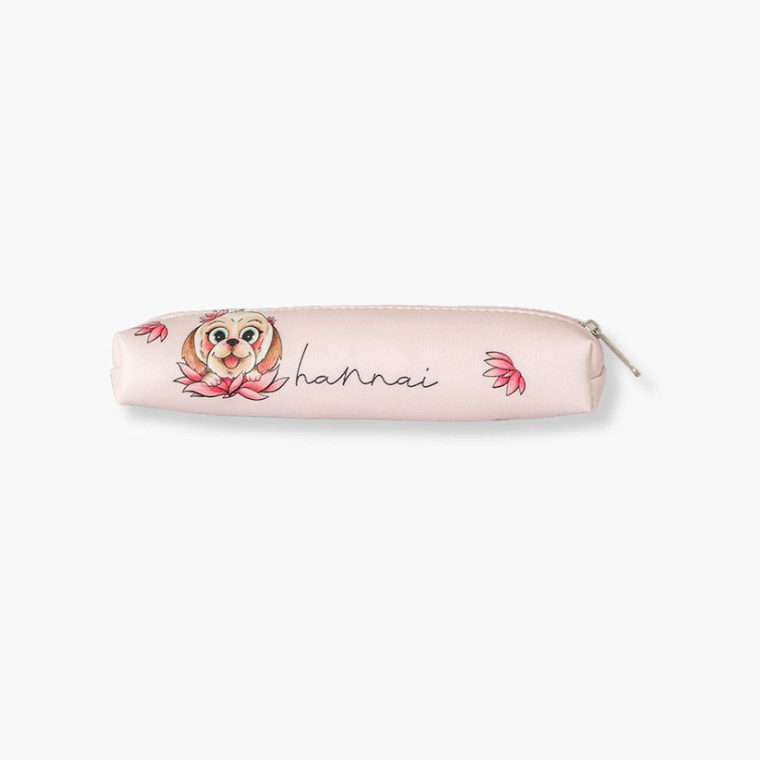 Estuche pequeño Hannai Lotus Dog con diseño colorido y cremallera segura.