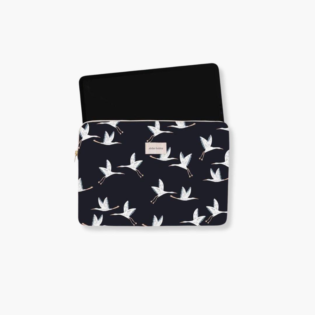 Funda para iPad de algodón 100% con estampado francés de Atelier Bobbie.
