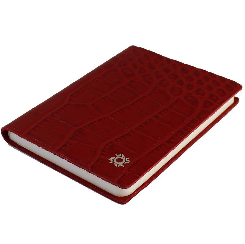 Libreta de piel roja con diseño de cocodrilo, 128 páginas lisas, artesanía española.