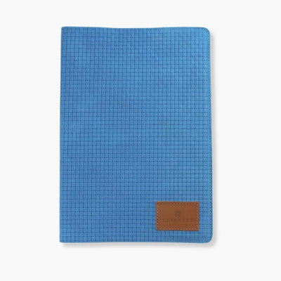 Libreta de piel de vacuno azul con diseño entrelazado, inspirada en Estambul.