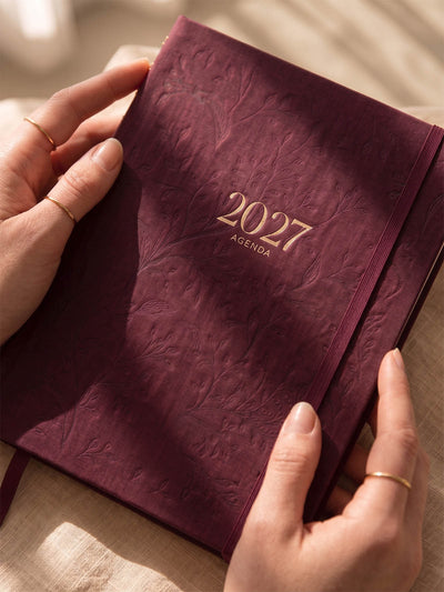 Agenda Mulberry 2027, detalle de tela y relieve